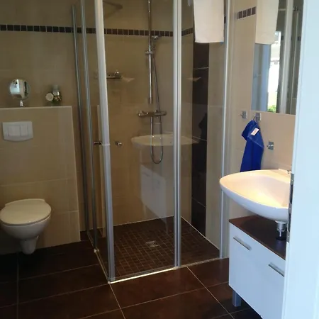Klein Venedig 20 *